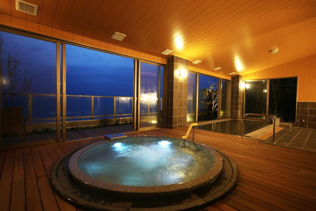 Amane Resort Seikai Beppu Exteriör bild A modern onsen