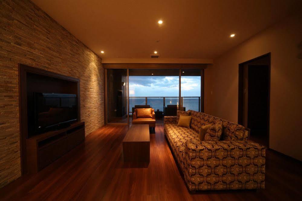 Amane Resort Seikai Beppu Exteriör bild A living room in a Japanese apartment