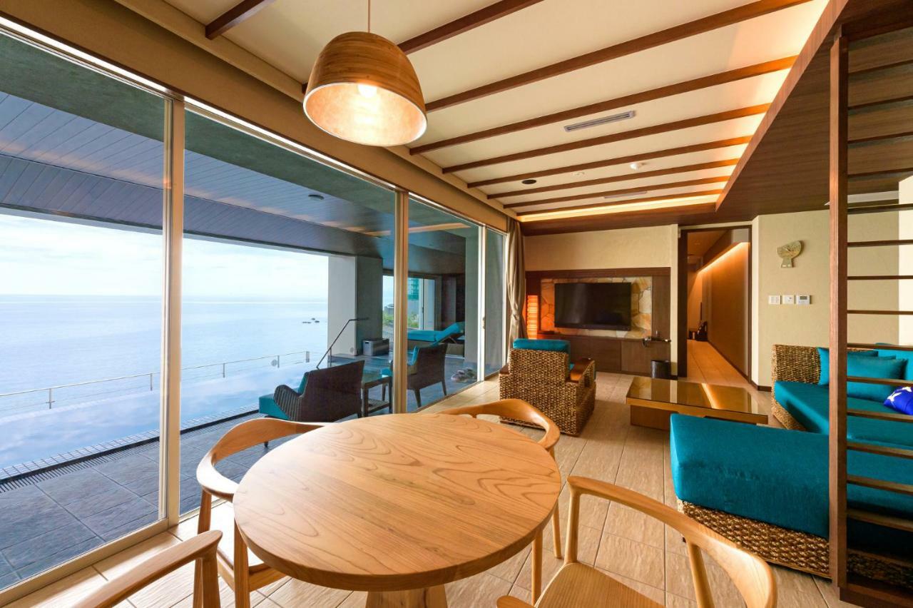 Amane Resort Seikai Beppu Exteriör bild The interior of a suite